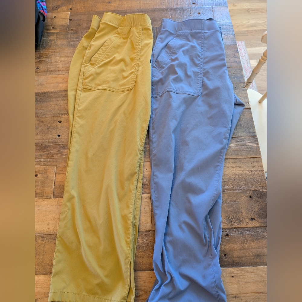 2 Pairs Of Women's Horizon High-Rise Straight Leg Cropped Pants By Eddie bauer - Picture 4 of 5